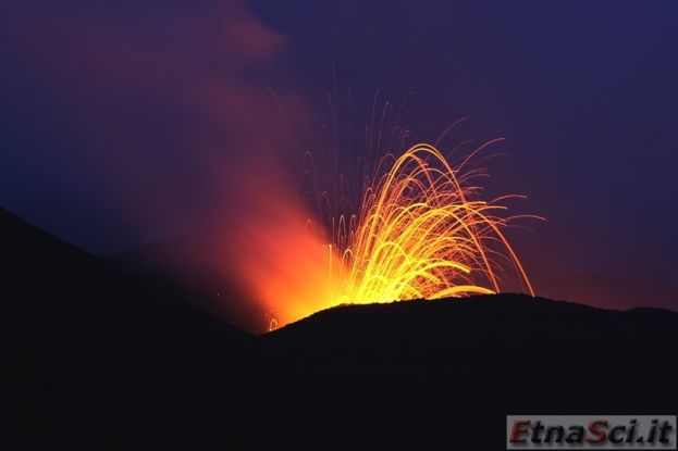 Etna 22 Maggio 2008 - Spettacolare reportage eruzione!